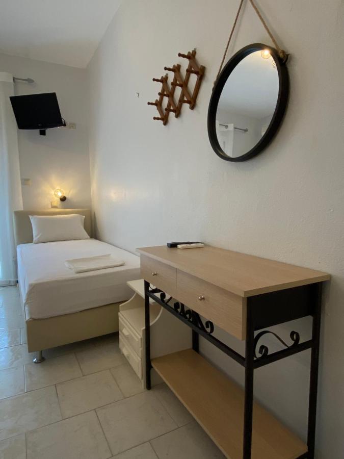 Rooms Chrysoula Vrasná Exterior foto